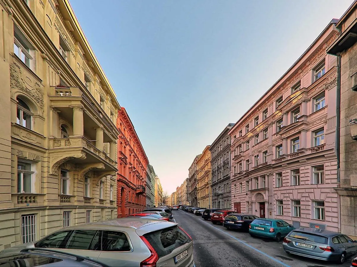 Apartment Manesova 4 Praha